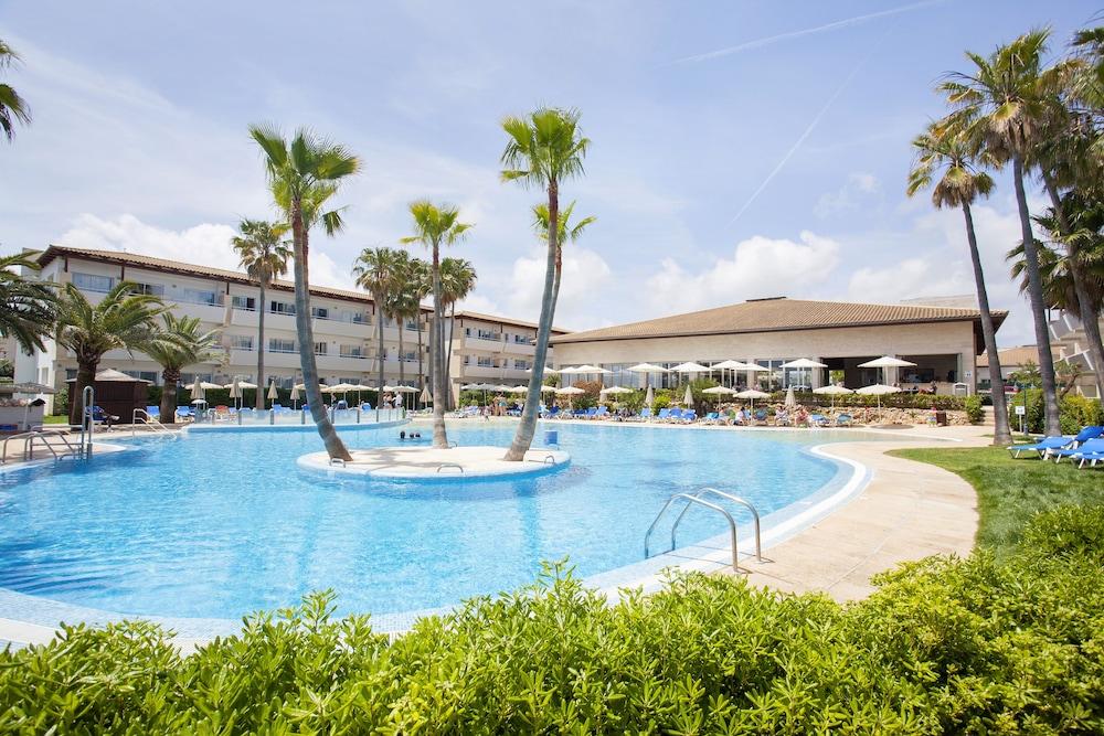 Grupotel Mallorca Mar Cala Bona  Ngoại thất bức ảnh